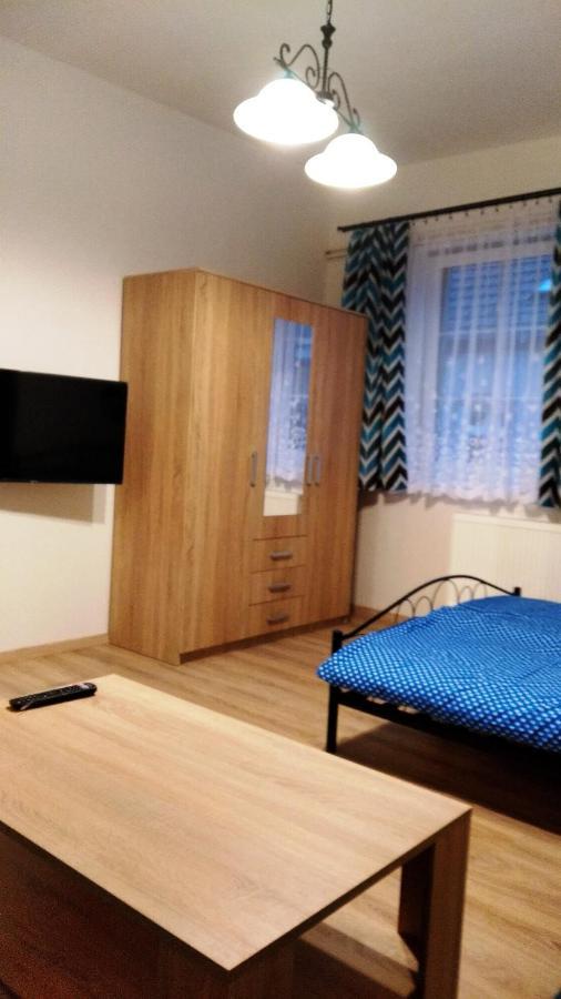 Apartmany Kukacci Hnizdo Benesov nad Ploucnici Exterior photo