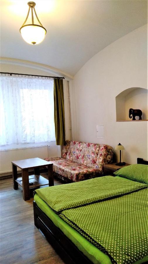 Apartmany Kukacci Hnizdo Benesov nad Ploucnici Exterior photo